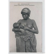 Madagascar - Femme Zafimaniry et son nourrisson